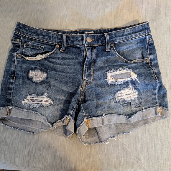 Mossimo Supply Co. Pants - Mossimo Women's Distressed Denim Shorts Size 8